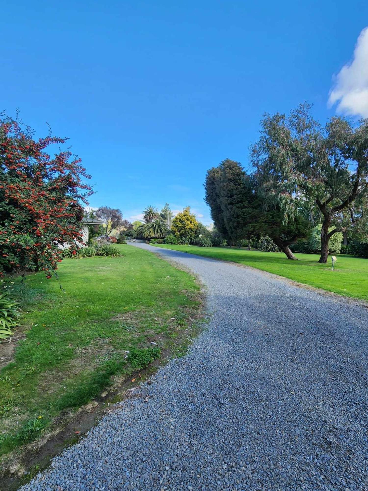 Bulls Motel & Holiday Park Halcombe Bagian luar foto